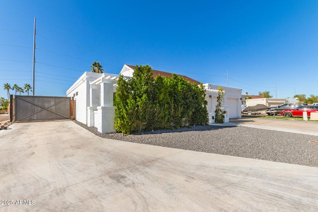 19634 N 12TH Place, Phoenix, AZ 85024