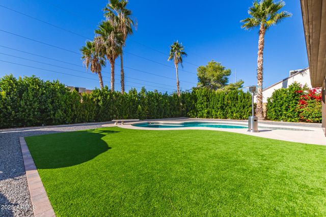 19634 N 12TH Place, Phoenix, AZ 85024