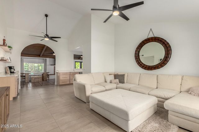 19634 N 12TH Place, Phoenix, AZ 85024