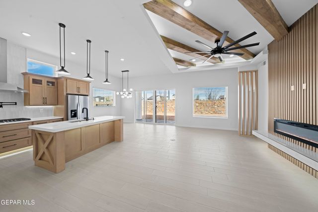 3932 Surmise Street, El Paso, TX 79938