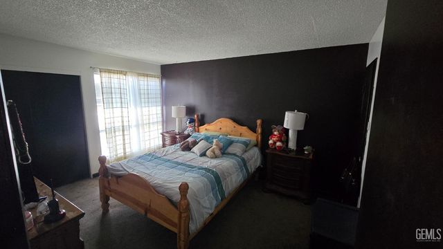 6021 Almendra Avenue C, Bakersfield, CA 93309