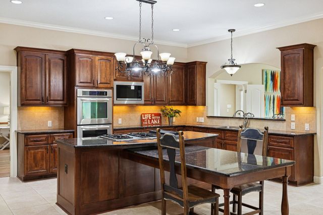 110 Wampum WAY, Seguin, TX 78155