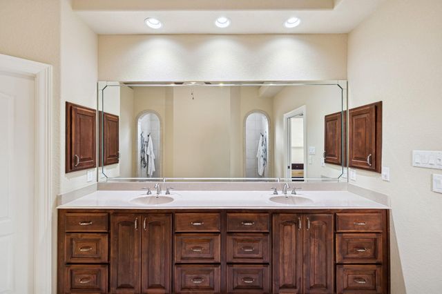 110 Wampum WAY, Seguin, TX 78155