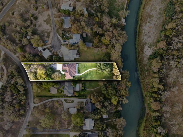 110 Wampum WAY, Seguin, TX 78155