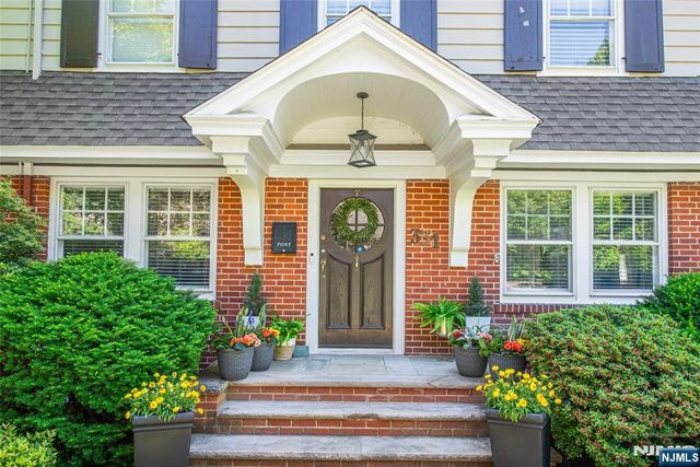 331 Grove Street, Montclair, NJ 07042
