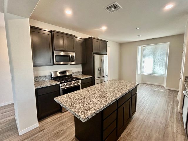 2261 Redhaven St, Marysville, CA 95901