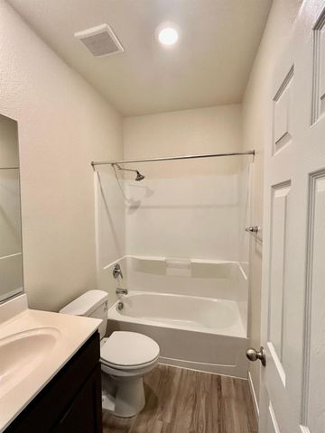 2261 Redhaven St, Marysville, CA 95901