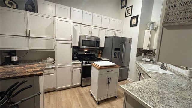 875 Long Branch Circle, Sugar Hill, GA 30518