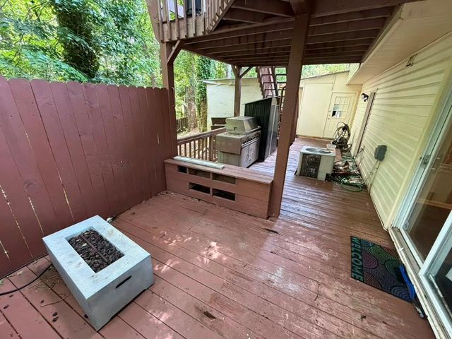 875 Long Branch Circle, Sugar Hill, GA 30518