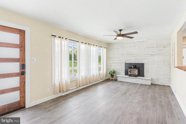 529 OLD YORK RD, New Cumberland, PA 17070
