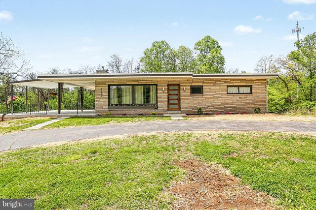 529 OLD YORK RD, New Cumberland, PA 17070