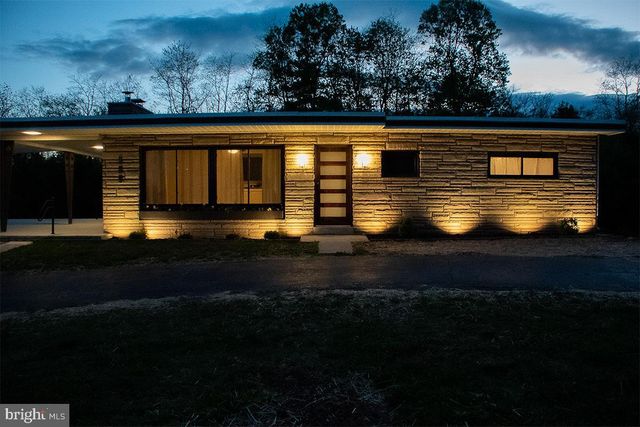 529 OLD YORK RD, New Cumberland, PA 17070