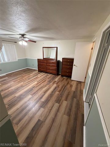 1778 Aberdeen Street, Canton, MI 48187