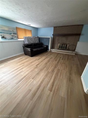 1778 Aberdeen Street, Canton, MI 48187