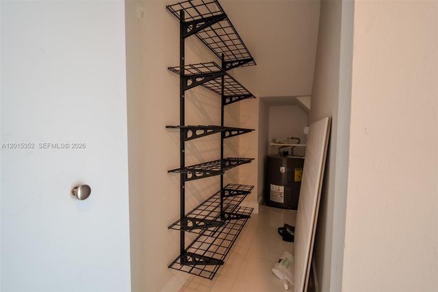 900 Biscayne Blvd 1707, Miami, FL 33132