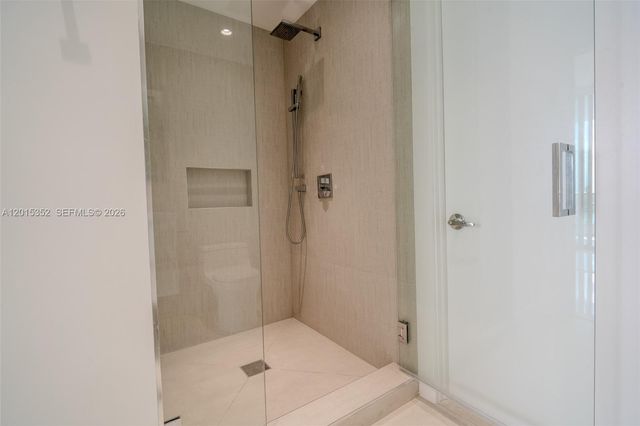 900 Biscayne Blvd 1707, Miami, FL 33132
