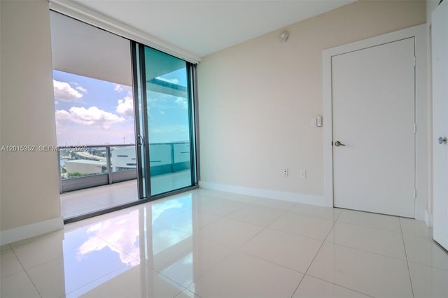 900 Biscayne Blvd 1707, Miami, FL 33132