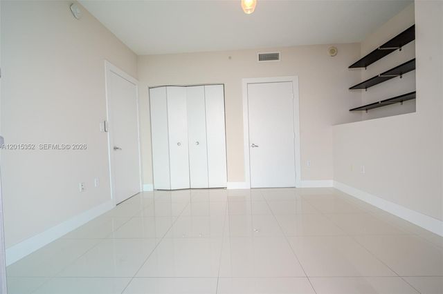 900 Biscayne Blvd 1707, Miami, FL 33132