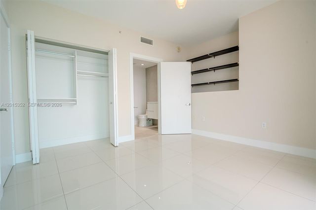 900 Biscayne Blvd 1707, Miami, FL 33132
