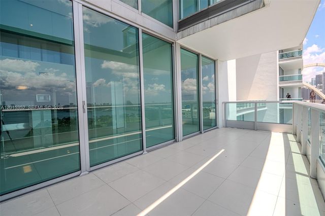 900 Biscayne Blvd 1707, Miami, FL 33132
