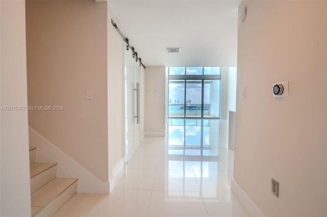 900 Biscayne Blvd 1707, Miami, FL 33132