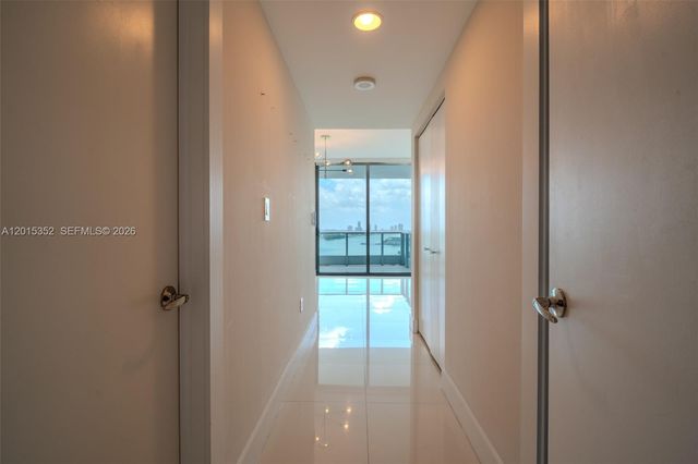 900 Biscayne Blvd 1707, Miami, FL 33132