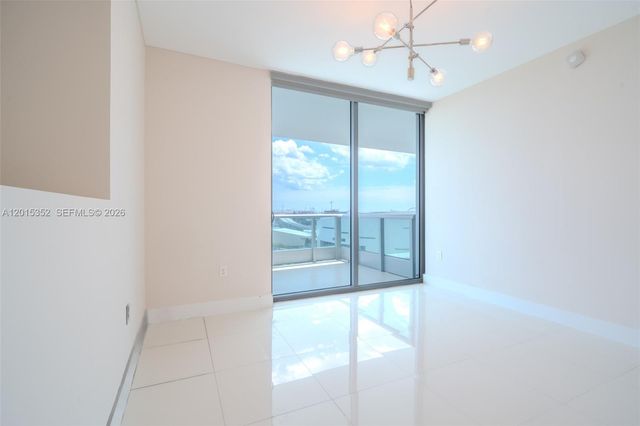 900 Biscayne Blvd 1707, Miami, FL 33132