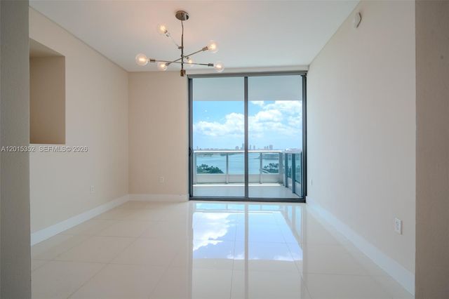 900 Biscayne Blvd 1707, Miami, FL 33132