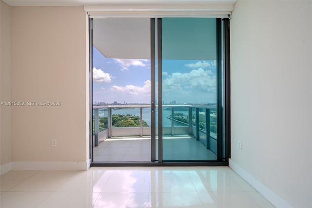 900 Biscayne Blvd 1707, Miami, FL 33132
