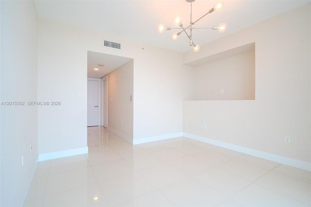 900 Biscayne Blvd 1707, Miami, FL 33132