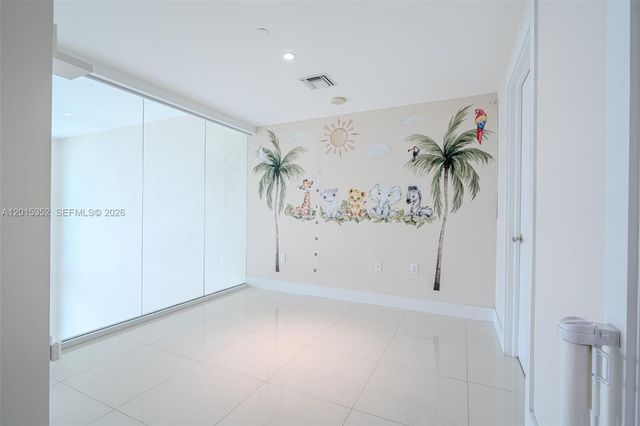 900 Biscayne Blvd 1707, Miami, FL 33132
