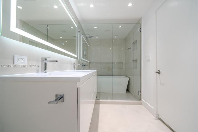 900 Biscayne Blvd 1707, Miami, FL 33132