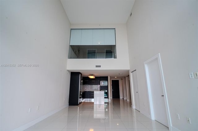 900 Biscayne Blvd 1707, Miami, FL 33132