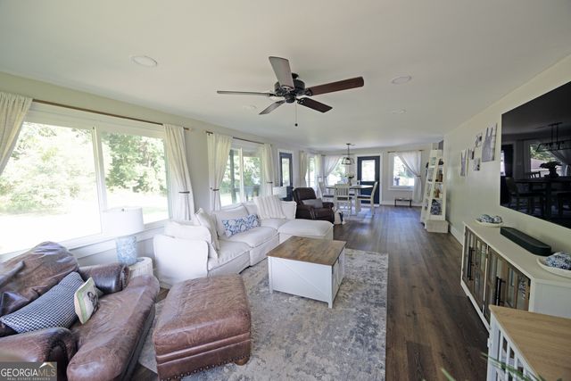 191 Bell Road, Milner, GA 30257