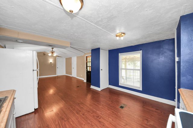 73 County Road 3401, Cleveland, TX 77327