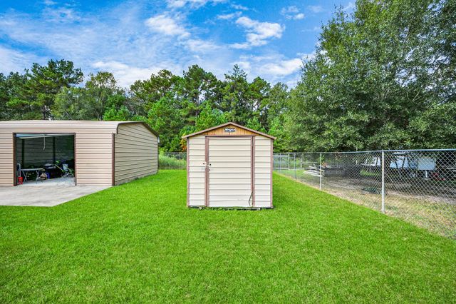 73 County Road 3401, Cleveland, TX 77327