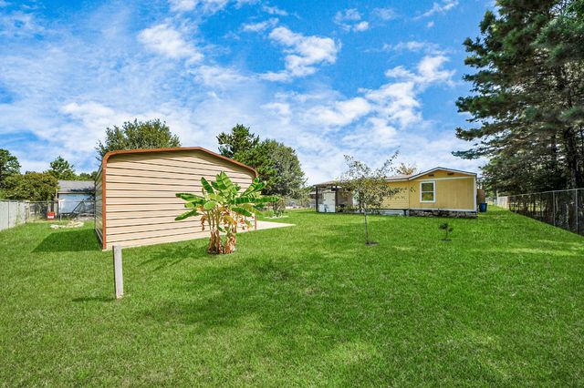 73 County Road 3401, Cleveland, TX 77327