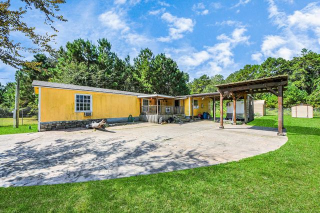 73 County Road 3401, Cleveland, TX 77327