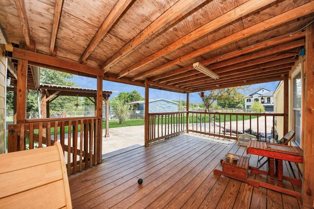73 County Road 3401, Cleveland, TX 77327