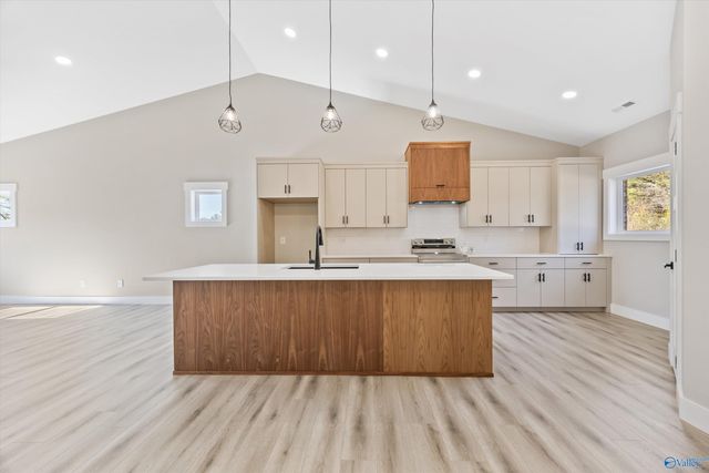 13927 Hatchie Lane, Athens, AL 35611