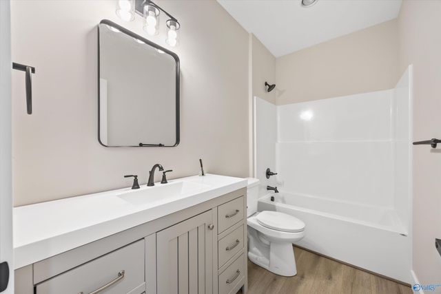 13927 Hatchie Lane, Athens, AL 35611