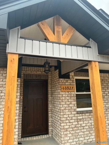 13927 Hatchie Lane, Athens, AL 35611