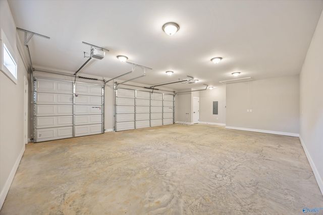 13927 Hatchie Lane, Athens, AL 35611