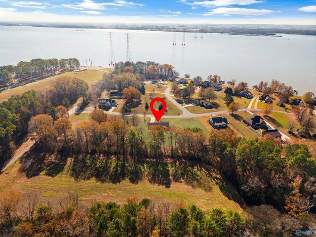 13927 Hatchie Lane, Athens, AL 35611