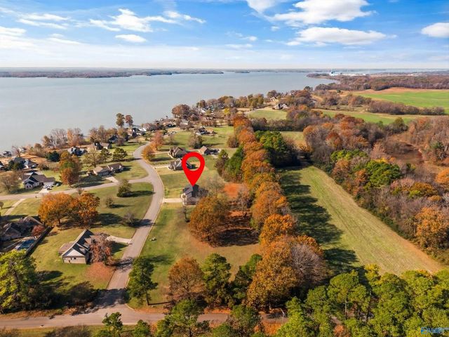 13927 Hatchie Lane, Athens, AL 35611