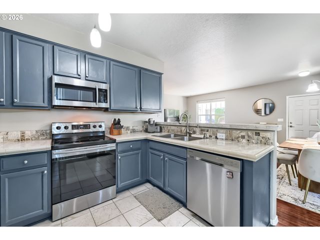 6253 Sw 183RD Ter, Beaverton, OR 97007