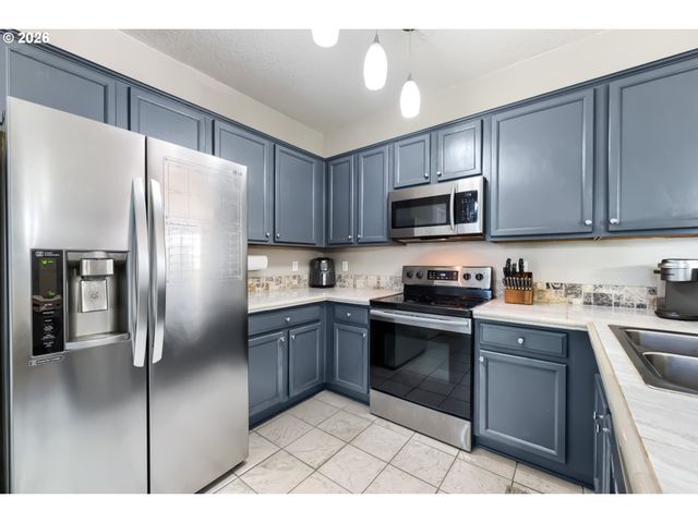 6253 Sw 183RD Ter, Beaverton, OR 97007