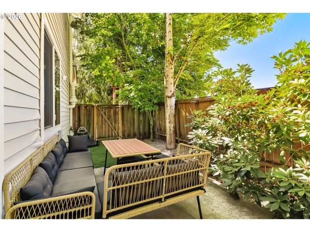 6253 Sw 183RD Ter, Beaverton, OR 97007