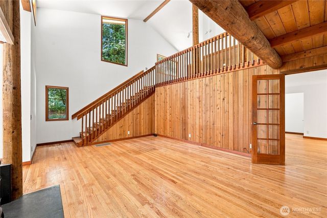 13193 N Madison Avenue NE, Bainbridge Island, WA 98110