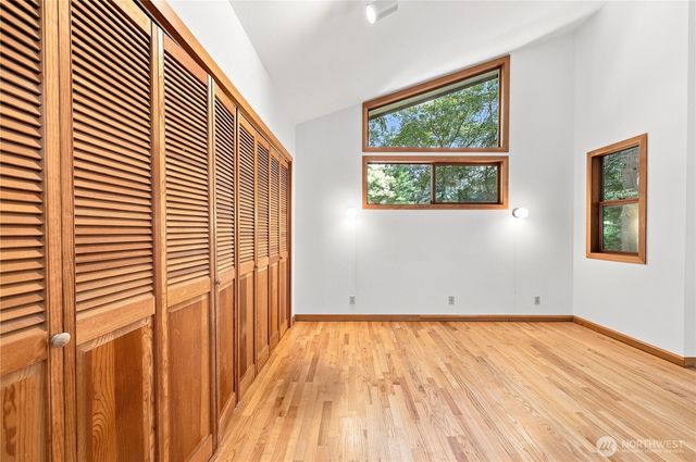 13193 N Madison Avenue NE, Bainbridge Island, WA 98110